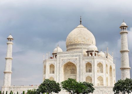 Le Taj Mahal, tout de marbre blanc